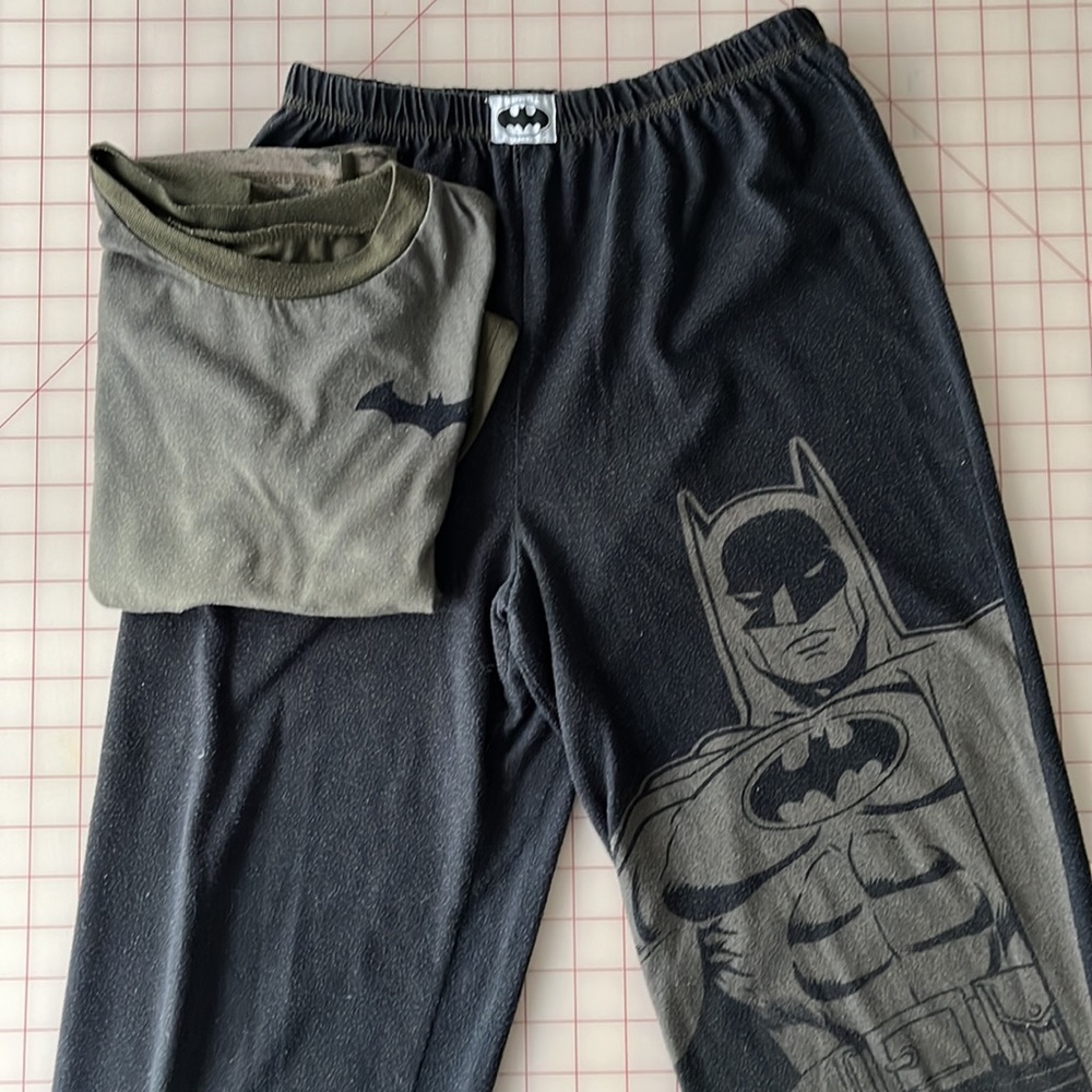 Marvel Batman PJ’s. Boy size L (10-12)